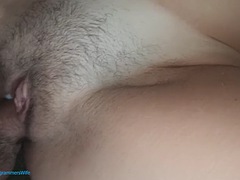 TEEN PUSSY CLOSE UP white pussy juice appears on cock