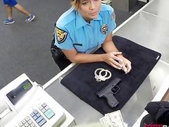 Latina police officer banged by pawn