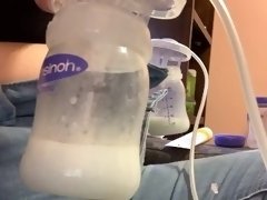 Breastmilk pump time lapse